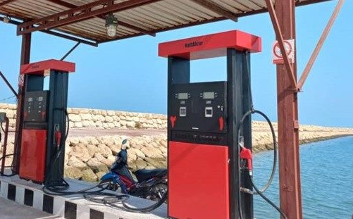 شرایط لازم برای تأمین سوخت صیادان استان بوشهر فراهم شود