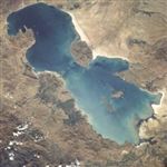 بیشترین عمق دریاچه ارومیه حداکثر 250 سانتی متر است