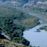 رودخانه را خشک مي‌کنند تا برنج بکارند /گ